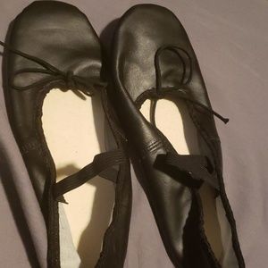 Ballet shoes